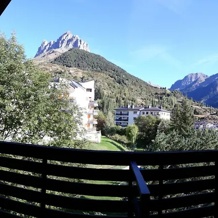 Excelsior. Espectacular Y Exclusivo En Sallent De Gallego. Apartamento